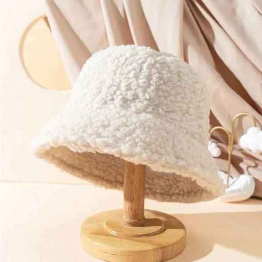 Chic Beige Teddy Sherpa Bucket Hat OS New